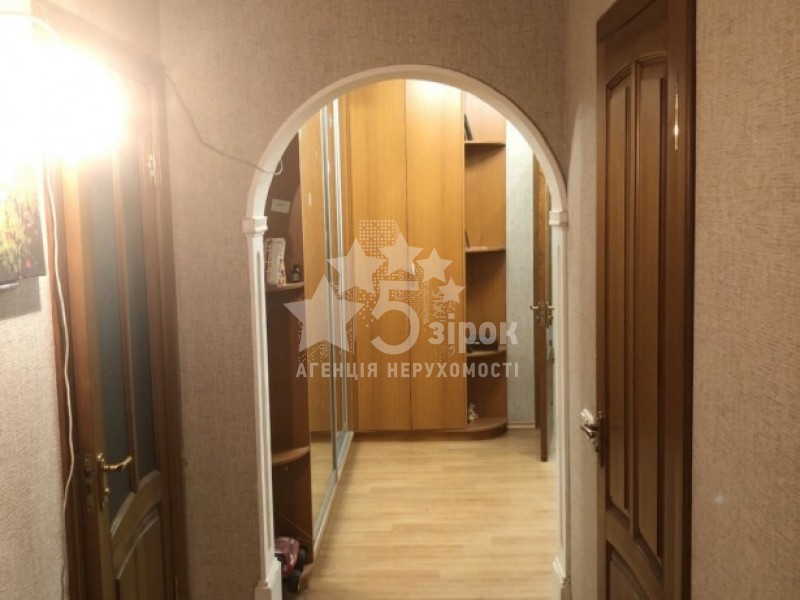 4х комнатная квартира в центре