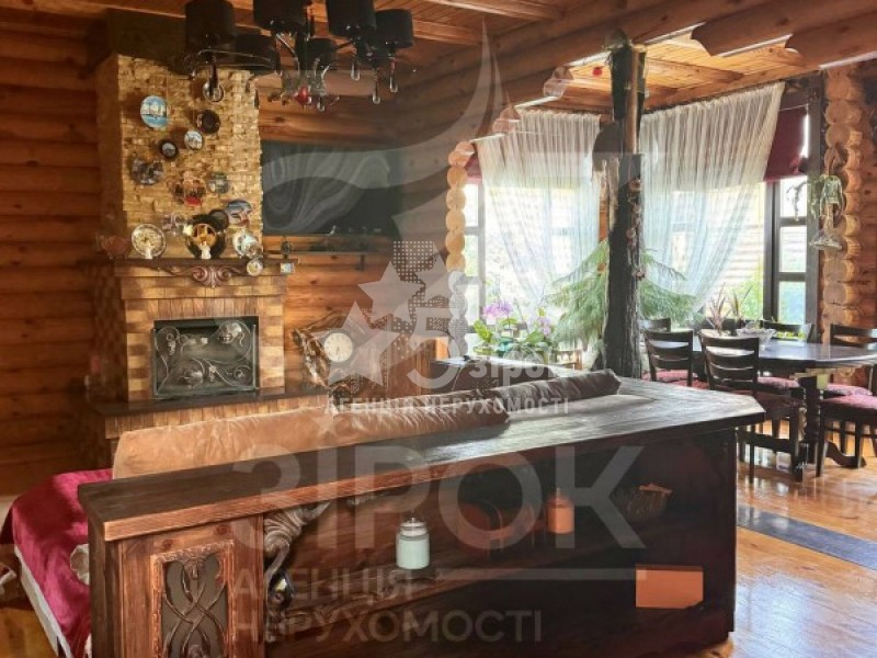 Продається  екологічний дерев'яний будинок в 70-ти кілометрах від Києва